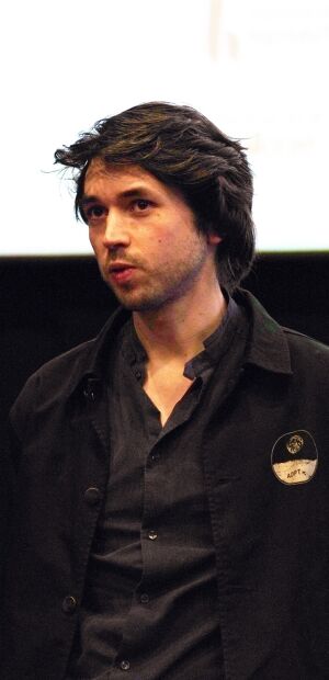 dsc08262 julien bernard simmonds