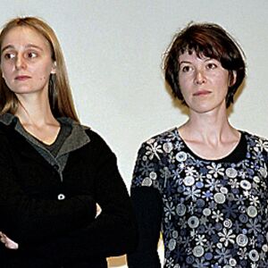 img472 98 guyonne leroy